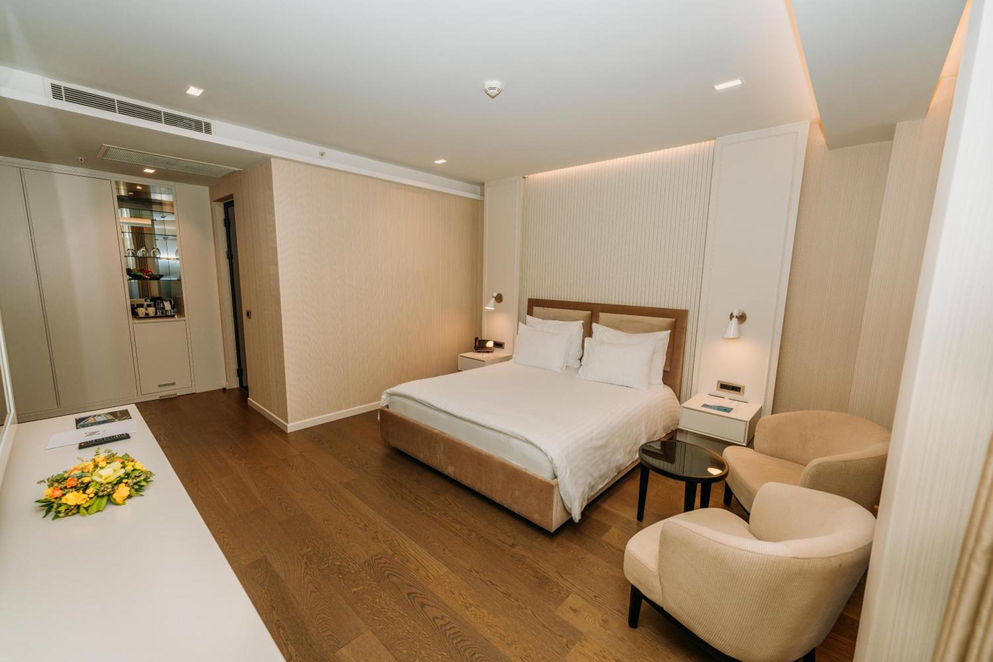 En Hotel Boutique Izmir Bagian luar foto